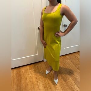 Gilli Sunny Yellow Midi Dress